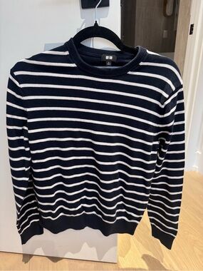 Uniqlo striped sweater